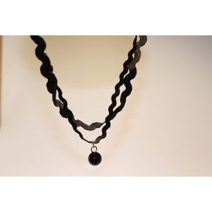 Two in One Wavy Choker